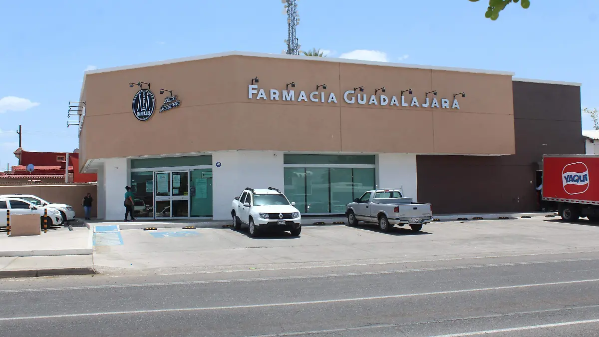 Fotos Generales Farmacia Guadalajara - Mike Acosta (2)